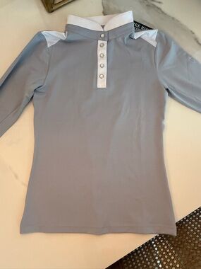 Free Ride Light Gray Long-Sleeve Polo Top with White Contrast Collar